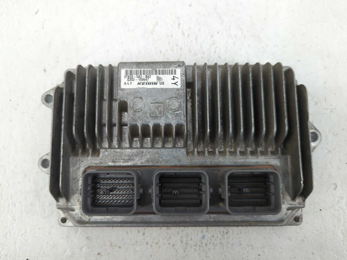 2014 Honda Accord PCM Engine Control Computer ECU ECM PCU OEM P/N:37820-5A2-G61 37820-5A2-B62, 37820-5A2-B61 Fits OEM Used A