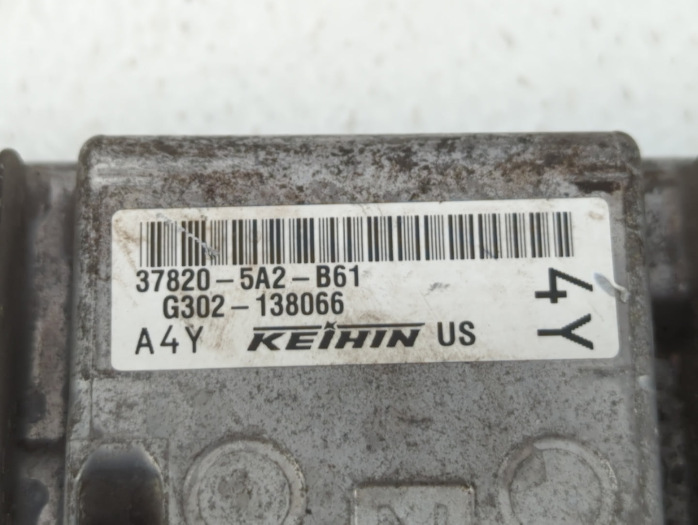 2014 Honda Accord PCM Engine Control Computer ECU ECM PCU OEM P/N:37820-5A2-G61 37820-5A2-B62, 37820-5A2-B61 Fits OEM Used A