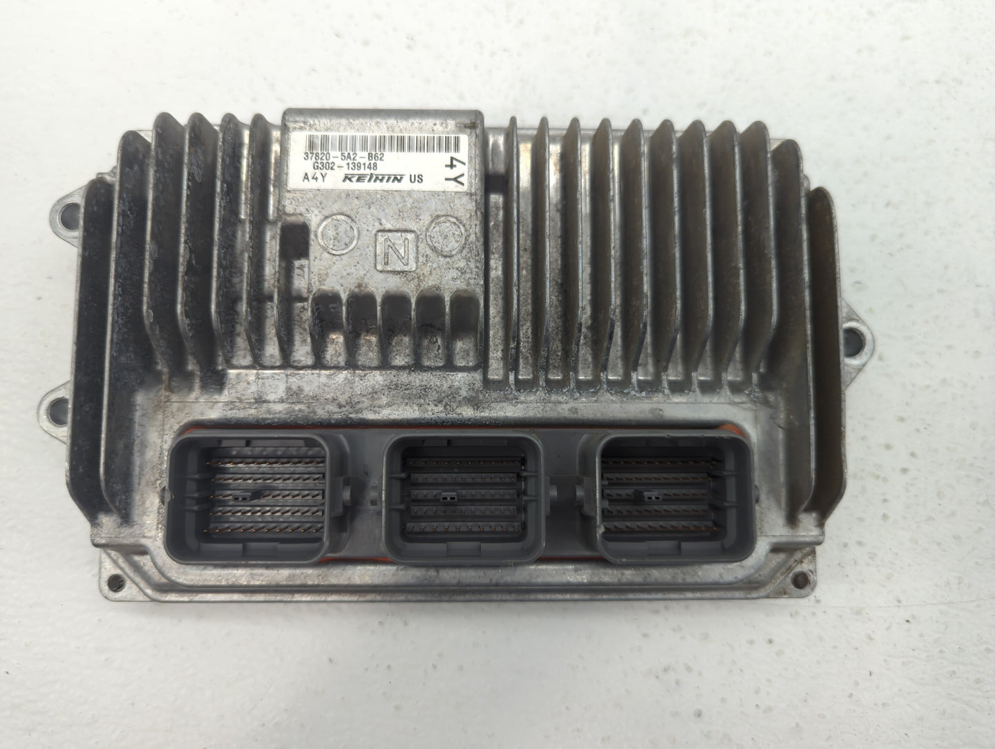 2014 Honda Accord PCM Engine Control Computer ECU ECM PCU OEM P/N:37820-5A2-G61 37820-5A2-B62, 37820-5A2-B61 Fits OEM Used A