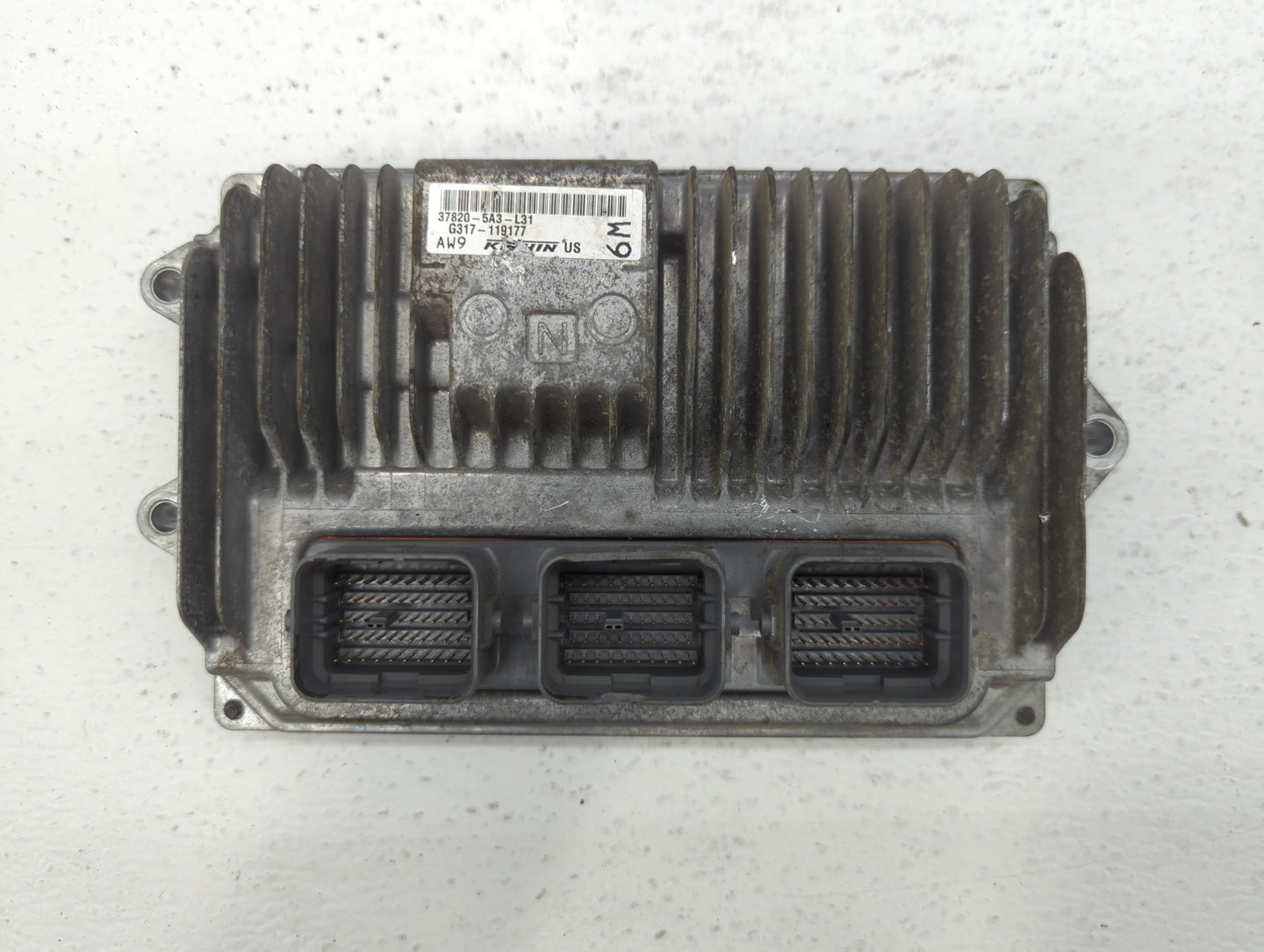 2014 Honda Accord PCM Engine Control Computer ECU ECM PCU OEM P/N:37820-5A3-L31 37820-5A3-L32 Fits OEM Used Auto Parts - Oem