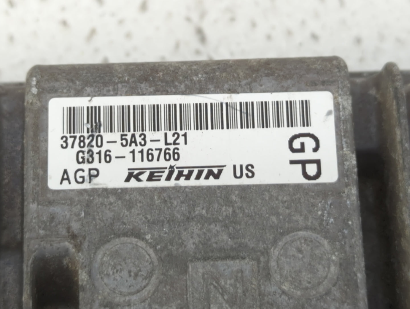 2014 Honda Accord PCM Engine Control Computer ECU ECM PCU OEM P/N:37820-5A3-L22 37820-5A3-L21 Fits OEM Used Auto Parts - Oem