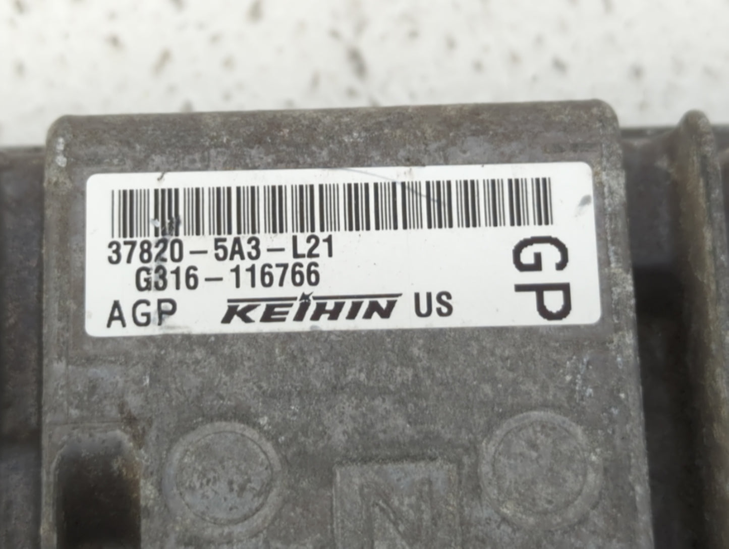 2014 Honda Accord PCM Engine Control Computer ECU ECM PCU OEM P/N:37820-5A3-L22 37820-5A3-L21 Fits OEM Used Auto Parts - Oem