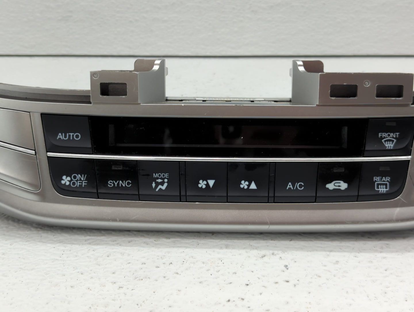 2013-2015 Honda Accord Climate Control Module Temperature AC/Heater Replacement P/N:79600T2FA611M1 Fits Fits 2013 2014 2015 