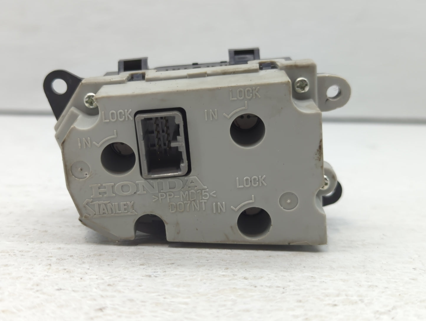 2013-2015 Honda Accord Climate Control Module Temperature AC/Heater Replacement P/N:79630STK A411M1 Fits Fits 2013 2014 2015