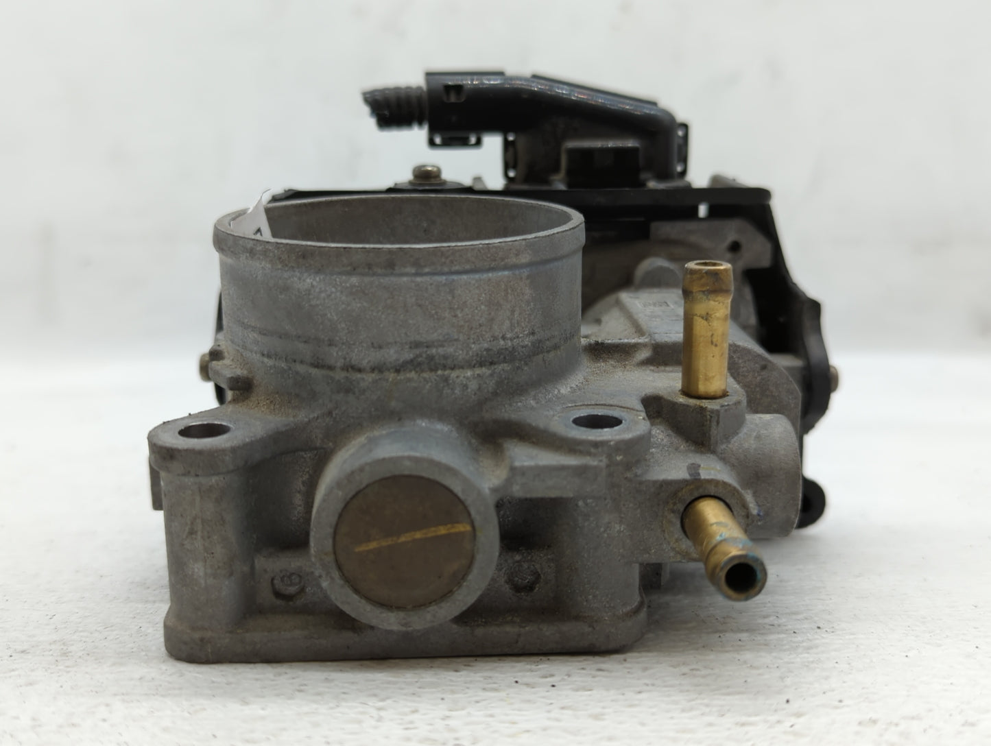 2013-2017 Honda Accord Throttle Body P/N:GMF4A M40702 Fits Fits 2013 2014 2015 2016 2017 2018 2019 2020 2021 2022 OEM Used A