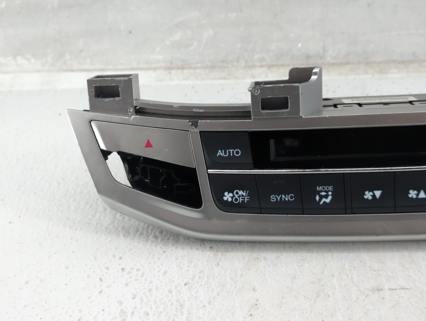 2013-2015 Honda Accord Climate Control Module Temperature AC/Heater Replacement P/N:79600T2FA411M1 Fits Fits 2013 2014 2015 