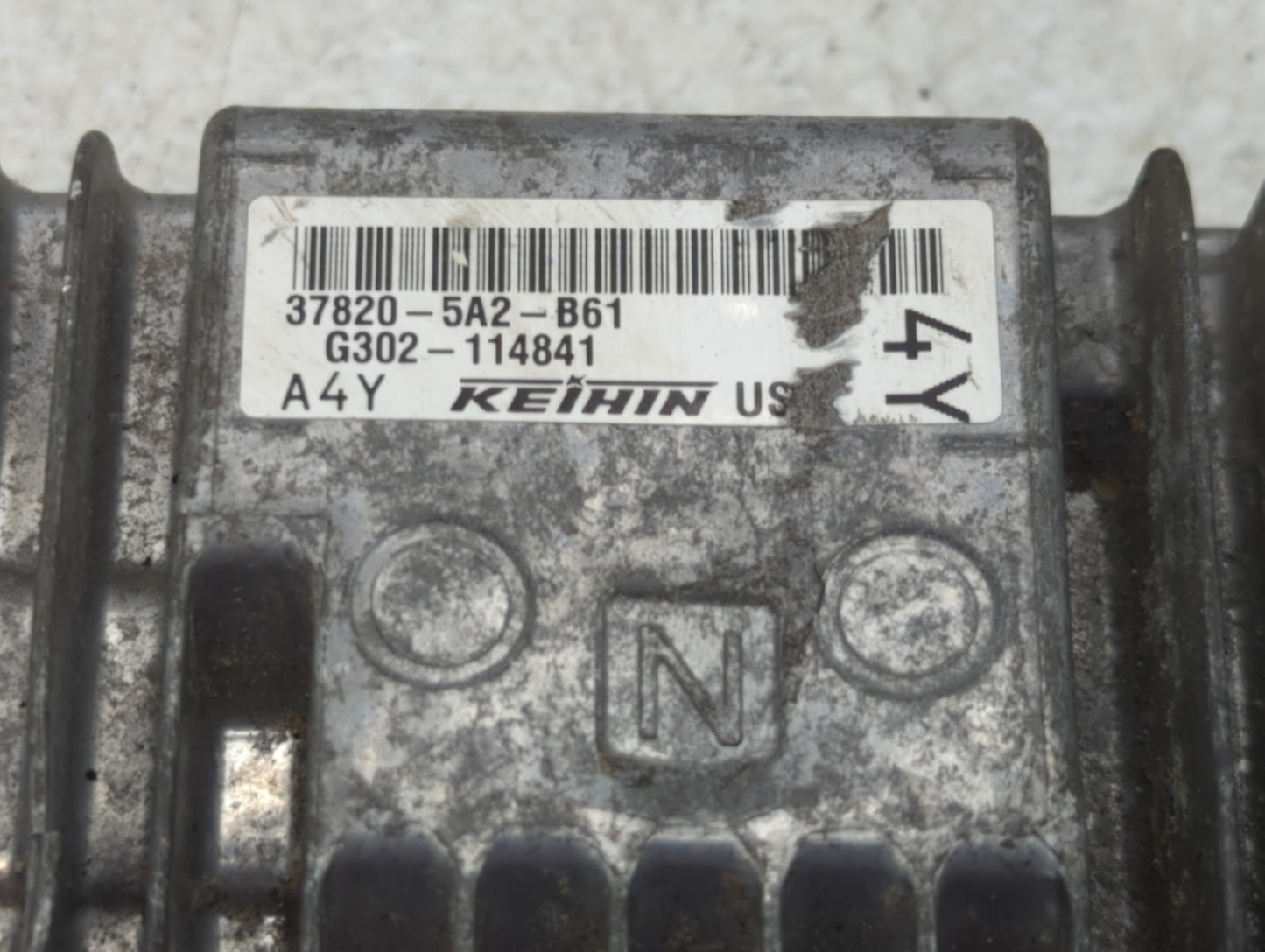 2014 Honda Accord PCM Engine Control Computer ECU ECM PCU OEM P/N:37820-5A2-G61 37820-5A2-B62, 37820-5A2-B61 Fits OEM Used A