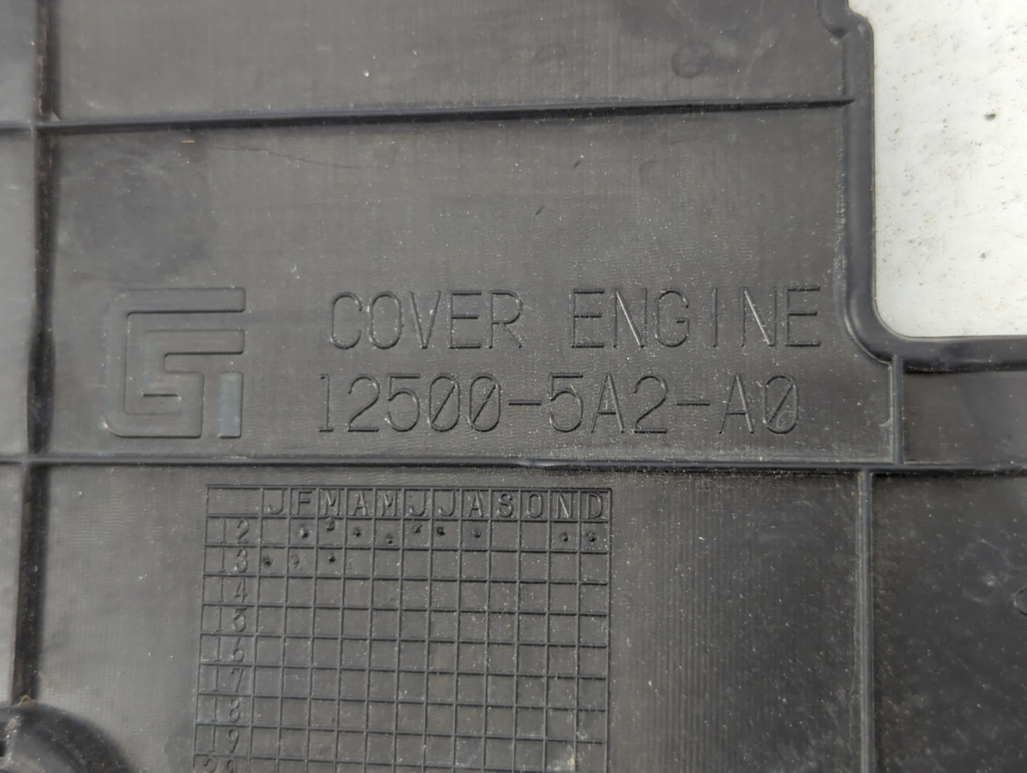 2014 Honda Accord Engine Cover 586372 - Oemusedautoparts1.com