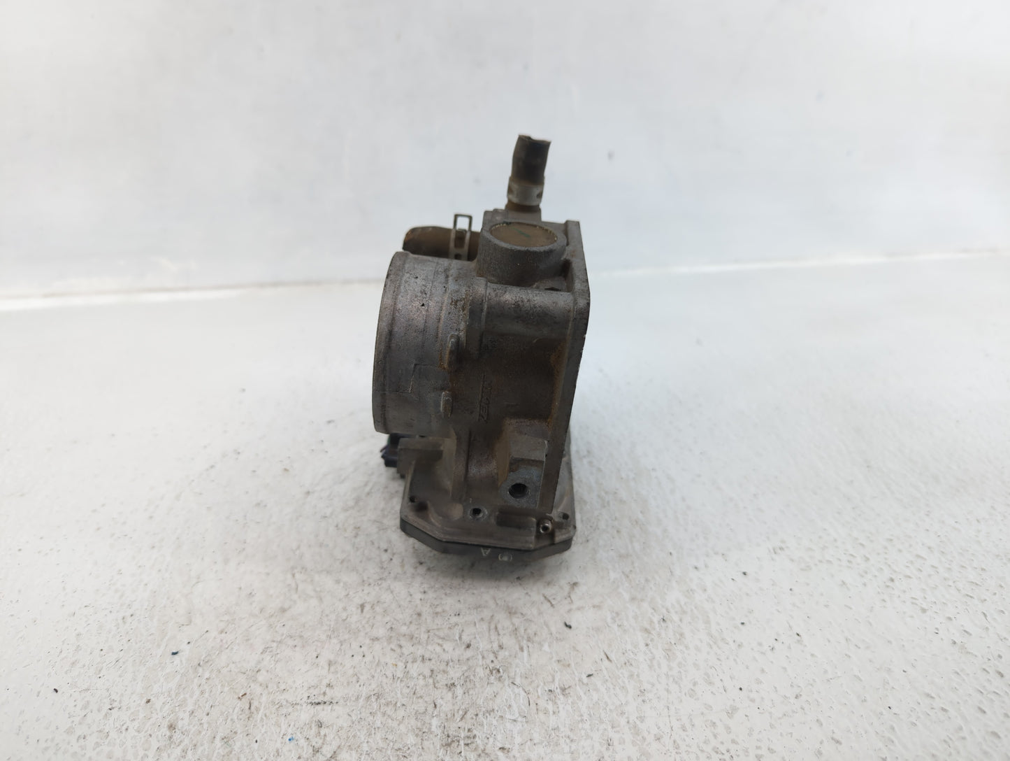 2013-2017 Honda Accord Throttle Body P/N:M7093328537 Fits Fits 2013 2014 2015 2016 2017 2018 2019 2020 2021 2022 OEM Used Au