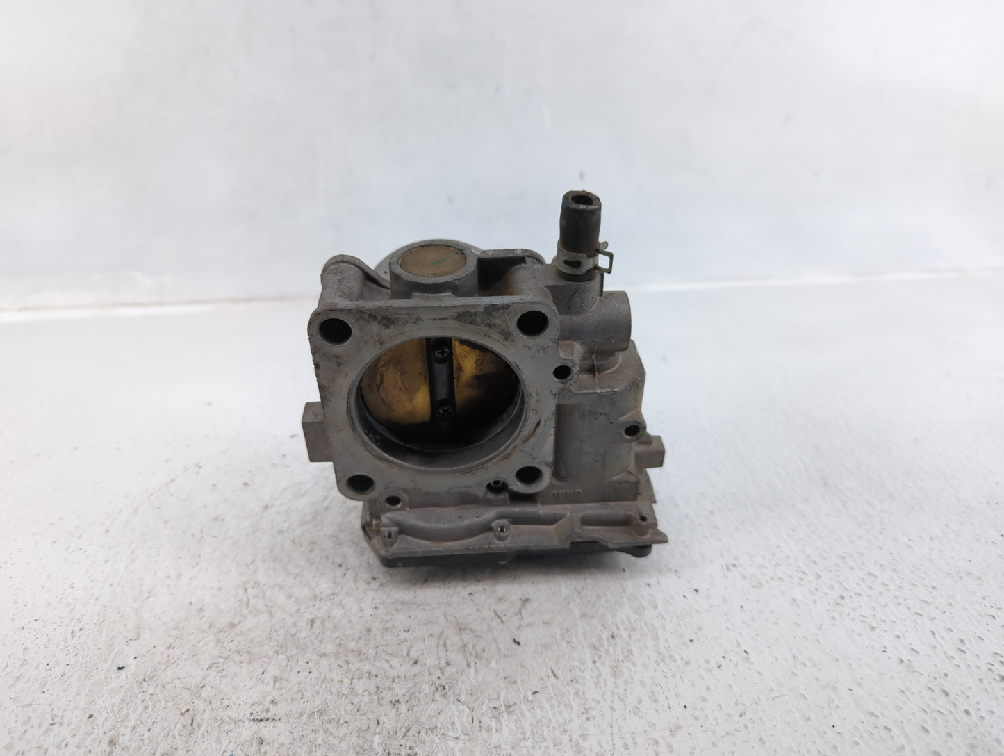 2013-2017 Honda Accord Throttle Body P/N:M7093328537 Fits Fits 2013 2014 2015 2016 2017 2018 2019 2020 2021 2022 OEM Used Au