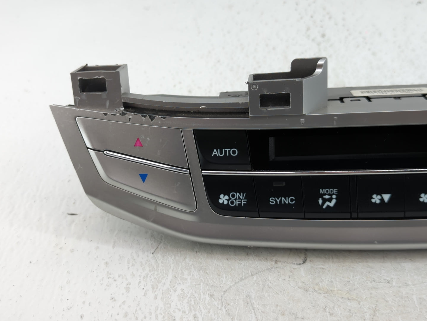 2013-2015 Honda Accord Climate Control Module Temperature AC/Heater Replacement P/N:NH869L Fits Fits 2013 2014 2015 OEM Used