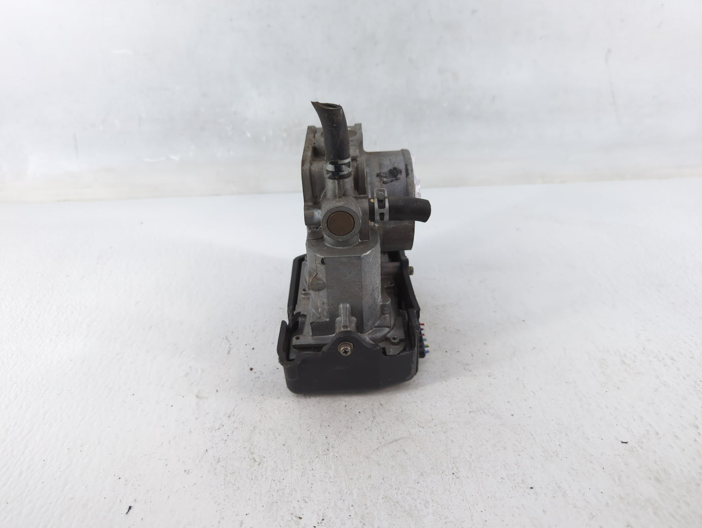 2013-2017 Honda Accord Throttle Body P/N:U38493169410 Fits Fits 2013 2014 2015 2016 2017 2018 2019 2020 2021 2022 OEM Used A