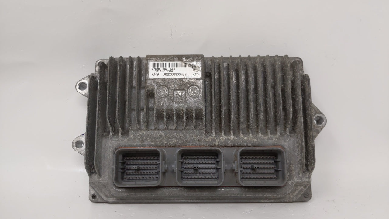 2014 Honda Accord PCM Engine Control Computer ECU ECM PCU OEM P/N:37820-5A2-B72 37820-5A3-L32 Fits OEM Used Auto Parts - Oem