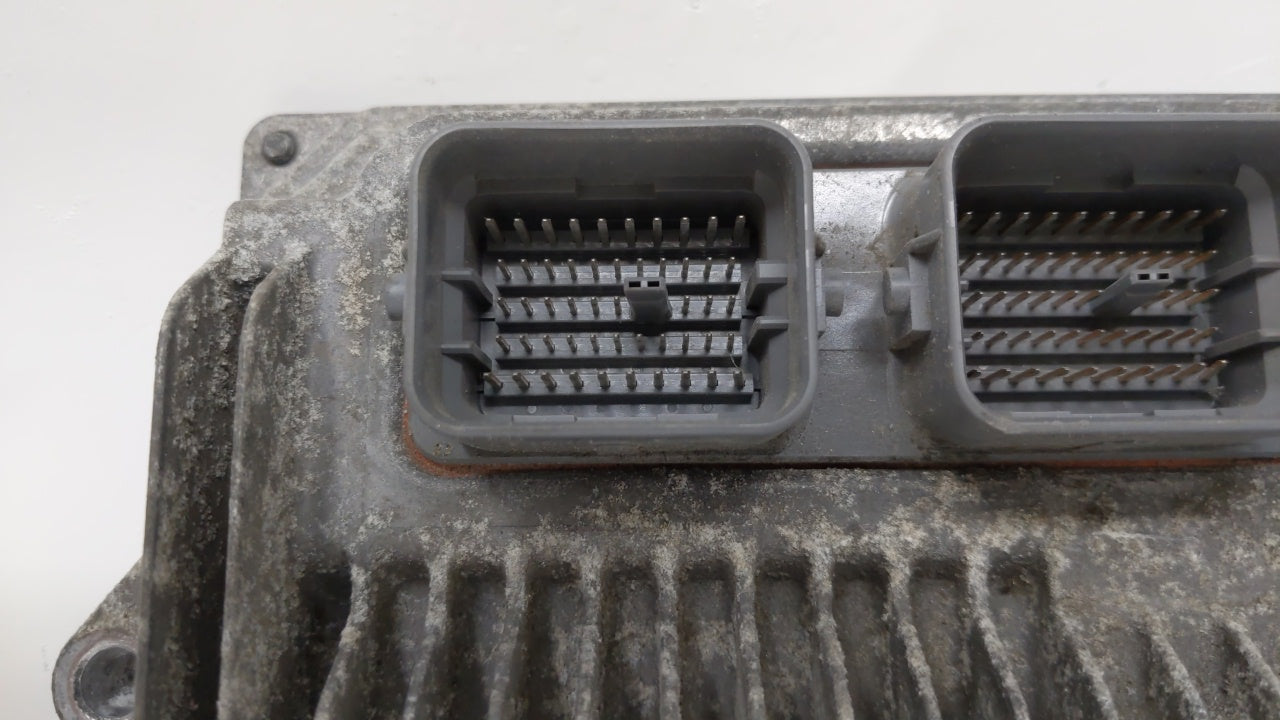 2014 Honda Accord PCM Engine Control Computer ECU ECM PCU OEM P/N:37820-5A2-B72 37820-5A3-L32 Fits OEM Used Auto Parts - Oem