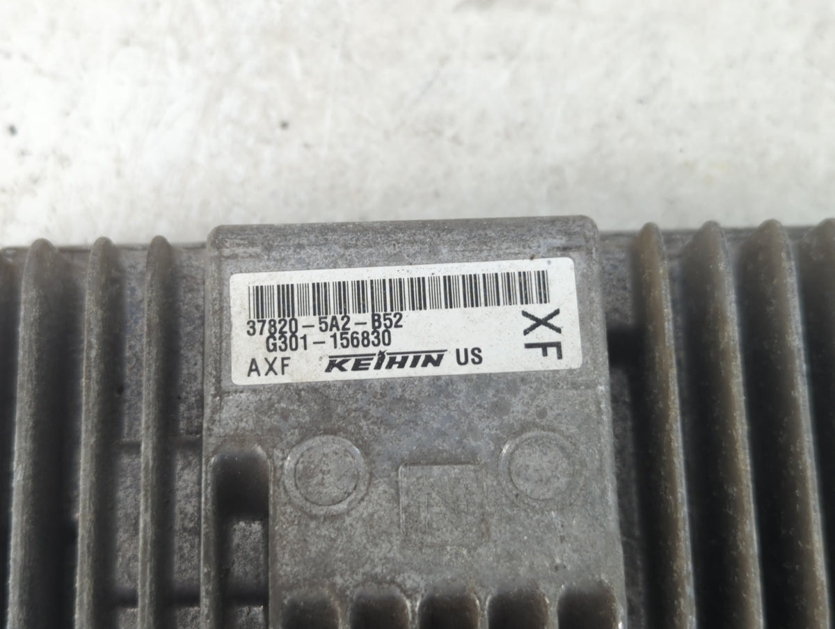 2014 Honda Accord PCM Engine Control Computer ECU ECM PCU OEM P/N:37820-5A2-B52 OEM Used Auto Parts - Oemusedautoparts1.com