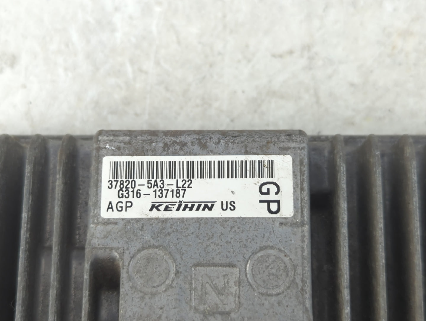 2014 Honda Accord PCM Engine Control Computer ECU ECM PCU OEM P/N:G316-137187 37820-5A3-L22 Fits OEM Used Auto Parts - Oemus