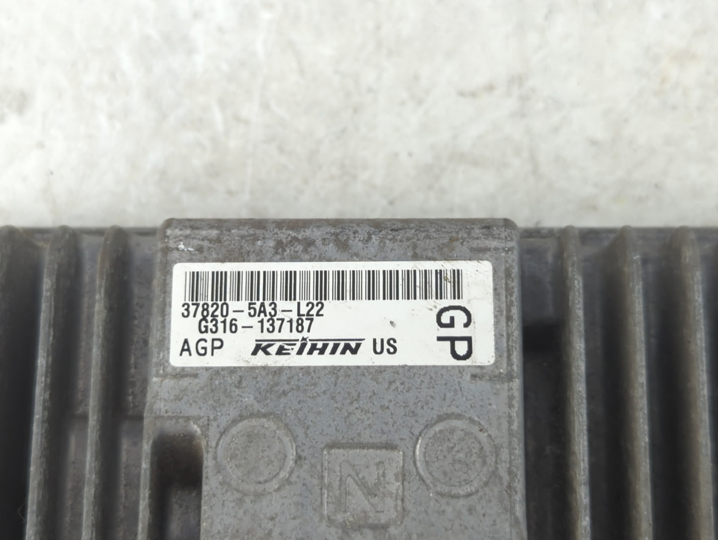 2014 Honda Accord PCM Engine Control Computer ECU ECM PCU OEM P/N:G316-137187 37820-5A3-L22 Fits OEM Used Auto Parts - Oemus