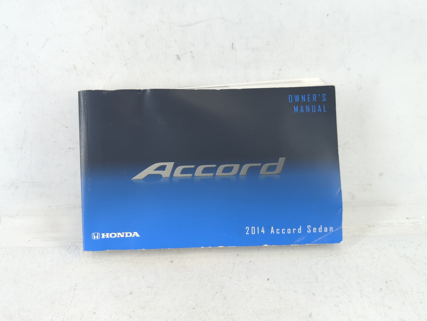 2014 Honda Accord Owners Manual Book Guide P/N:31T2A610 OEM Used Auto Parts - Oemusedautoparts1.com