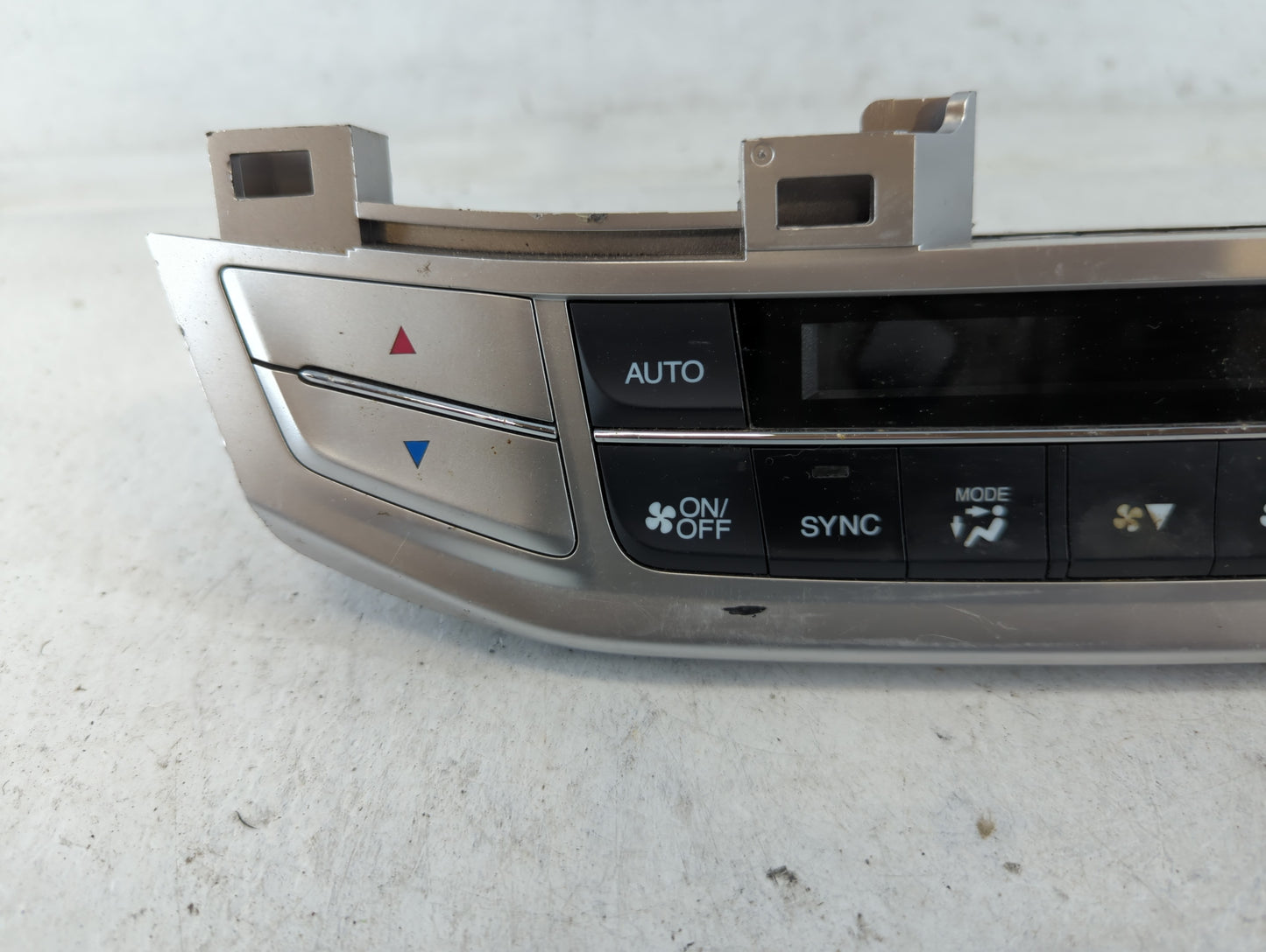 2013-2015 Honda Accord Climate Control Module Temperature AC/Heater Replacement P/N:21314095832 79600T2FA611M1 Fits OEM Used