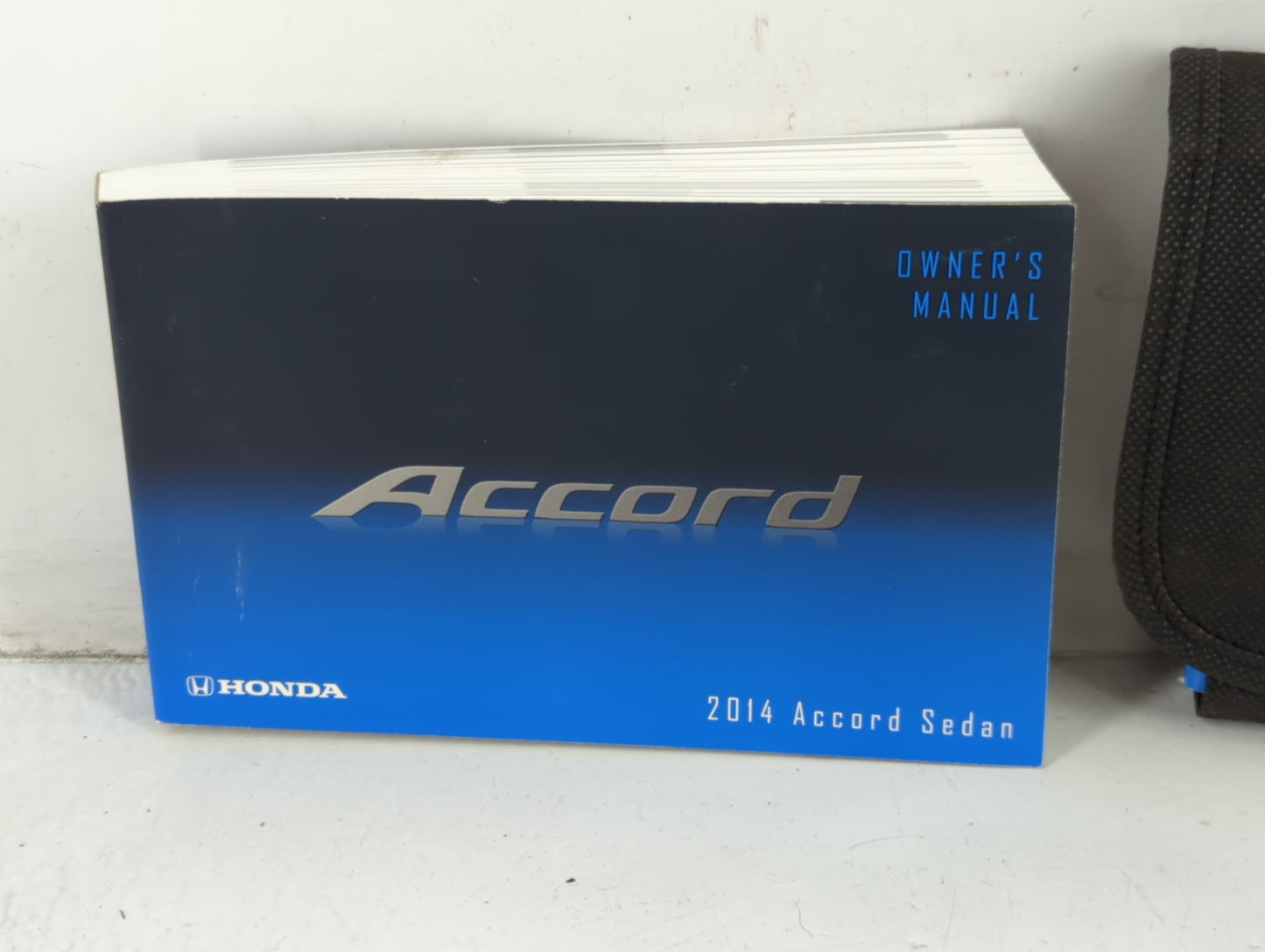 2014 Honda Accord Owners Manual Book Guide P/N:00X31-T2A-6100 31T2A610 OEM Used Auto Parts - Oemusedautoparts1.com