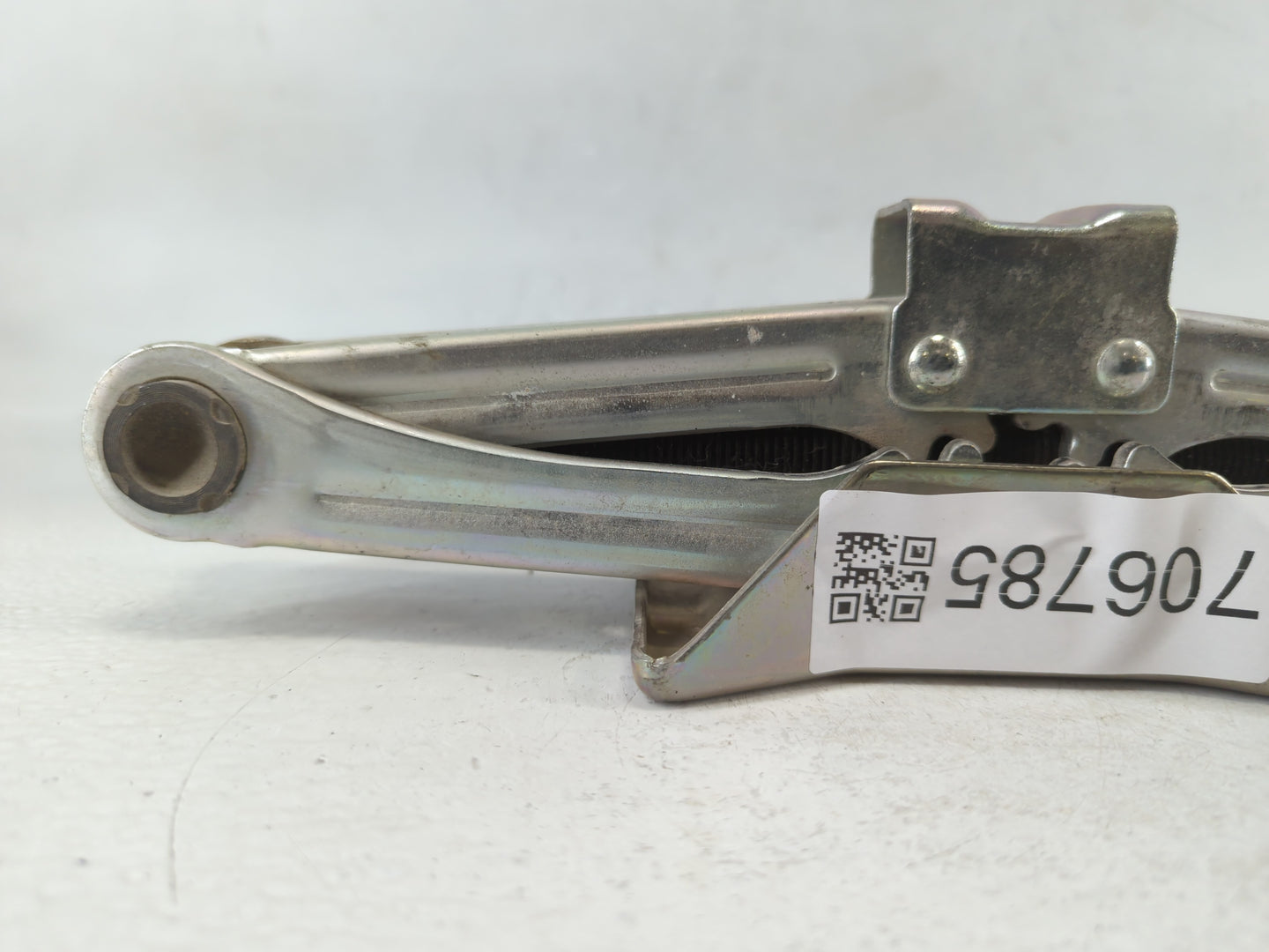2014 Honda Accord Spare Scissor Car Jack 706785 - Oemusedautoparts1.com