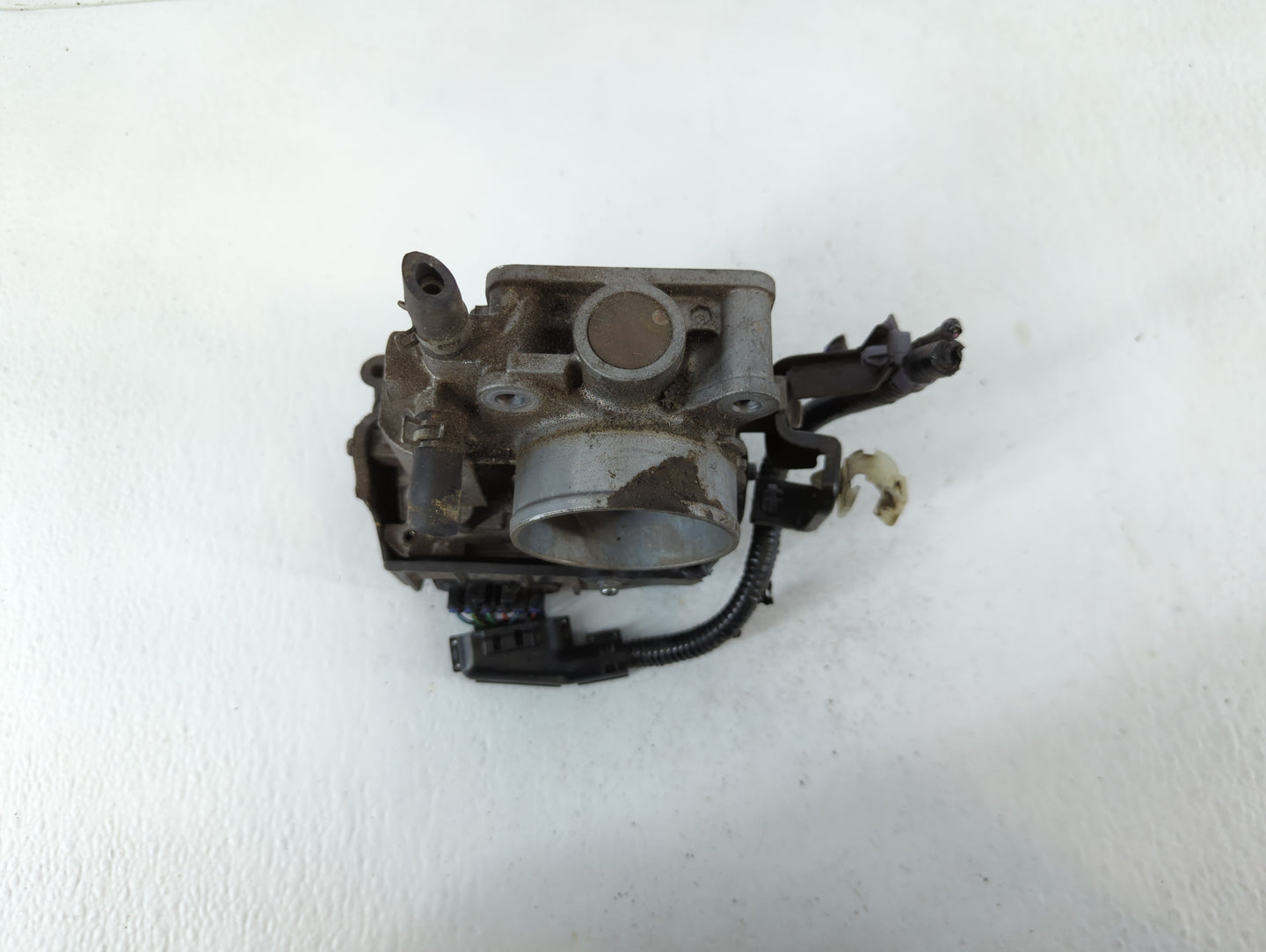 2013-2017 Honda Accord Throttle Body P/N:GMF4A Fits Fits 2013 2014 2015 2016 2017 2018 2019 2020 2021 2022 OEM Used Auto Par