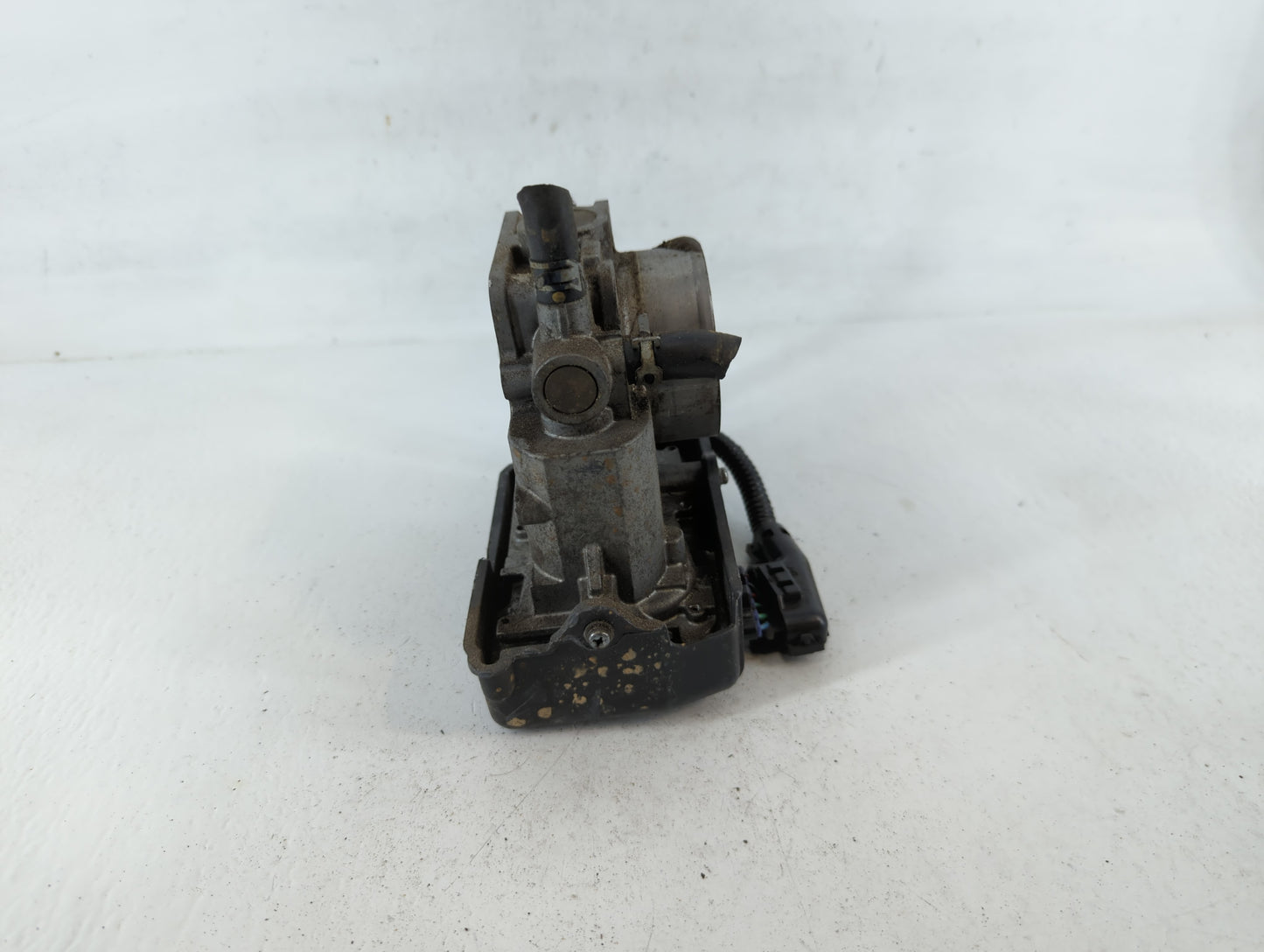 2013-2017 Honda Accord Throttle Body P/N:GMF4A Fits Fits 2013 2014 2015 2016 2017 2018 2019 2020 2021 2022 OEM Used Auto Par