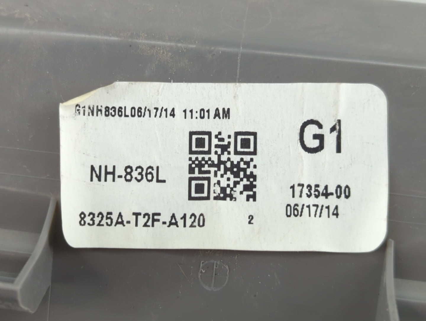 2014 Honda Accord Overhead Roof Console - Oemusedautoparts1.com