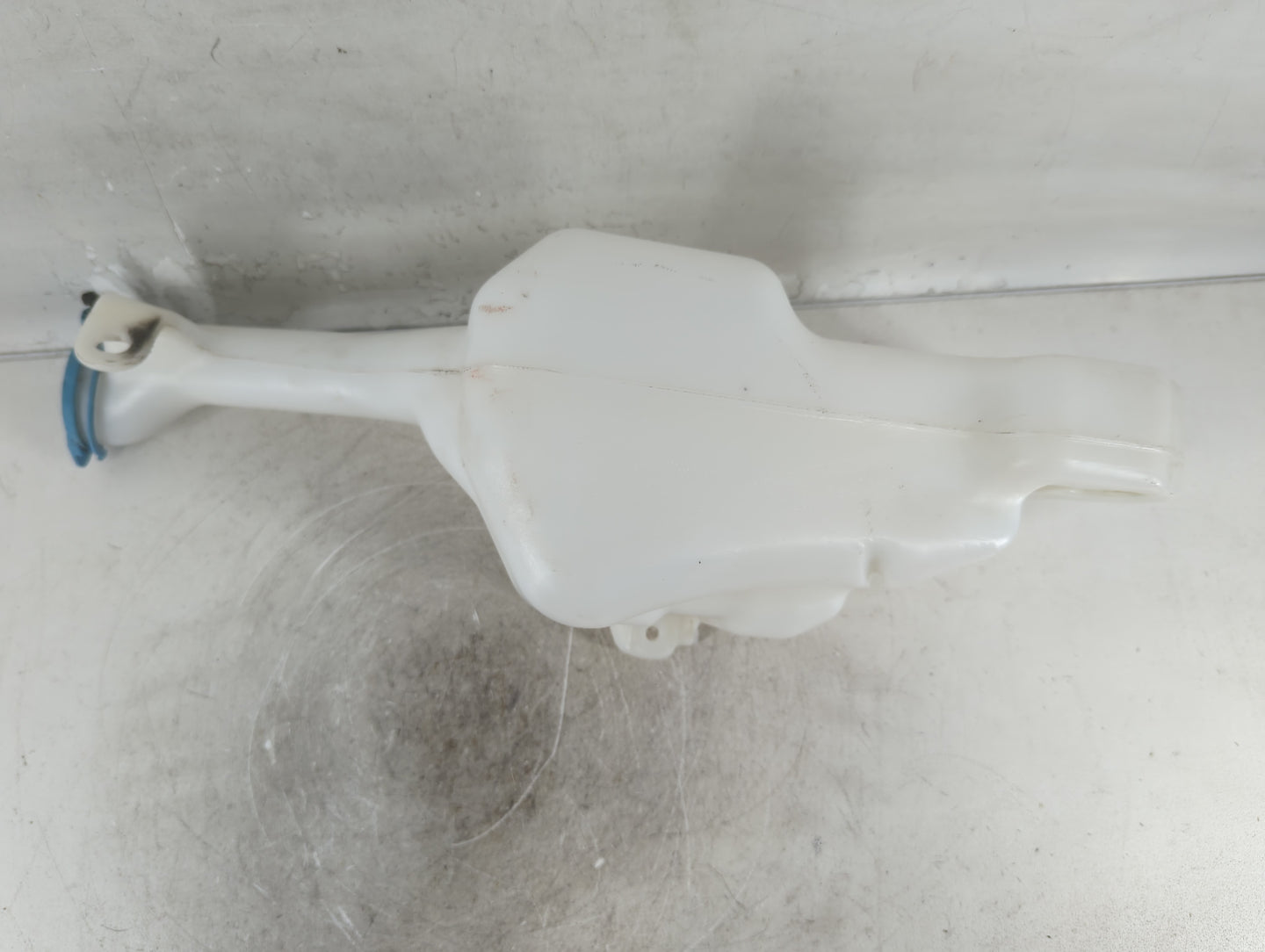 2013-2017 Honda Accord Windshield Washer Fluid Reservoir Bottle Oem - Oemusedautoparts1.com