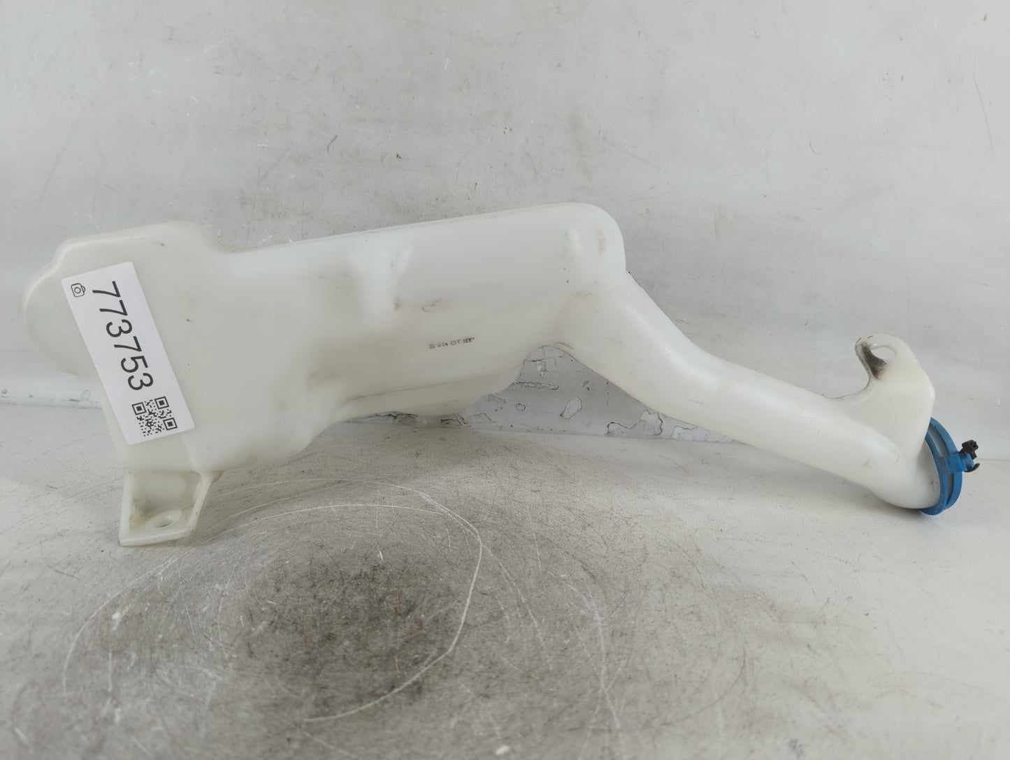 2013-2017 Honda Accord Windshield Washer Fluid Reservoir Bottle Oem - Oemusedautoparts1.com
