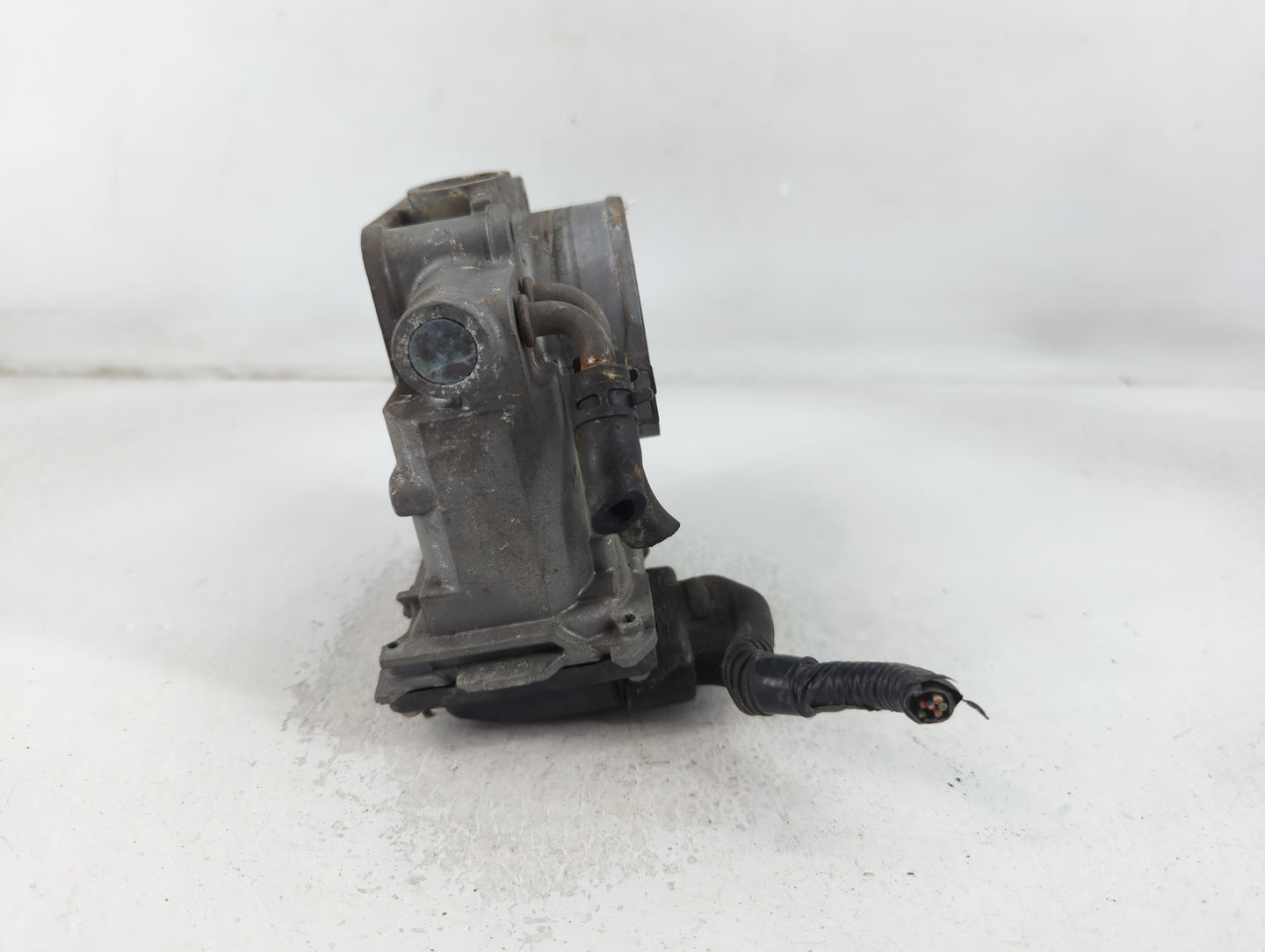 2013-2017 Honda Accord Throttle Body P/N:430 04R28 Fits Fits 2013 2014 2015 2016 2017 2018 OEM Used Auto Parts - Oemusedauto