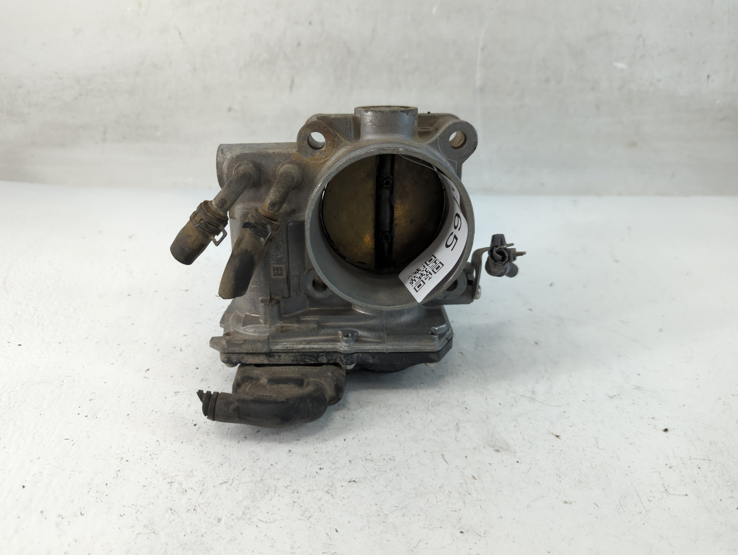 2013-2017 Honda Accord Throttle Body P/N:GMF5A Fits Fits 2013 2014 2015 2016 2017 2018 OEM Used Auto Parts - Oemusedautopart