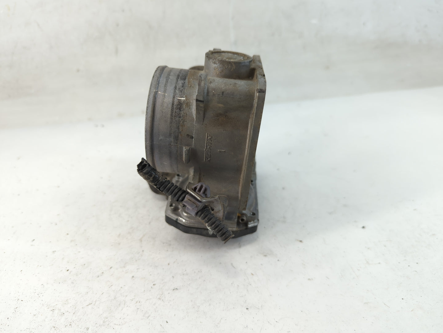 2013-2017 Honda Accord Throttle Body P/N:GMF5A Fits Fits 2013 2014 2015 2016 2017 2018 OEM Used Auto Parts - Oemusedautopart