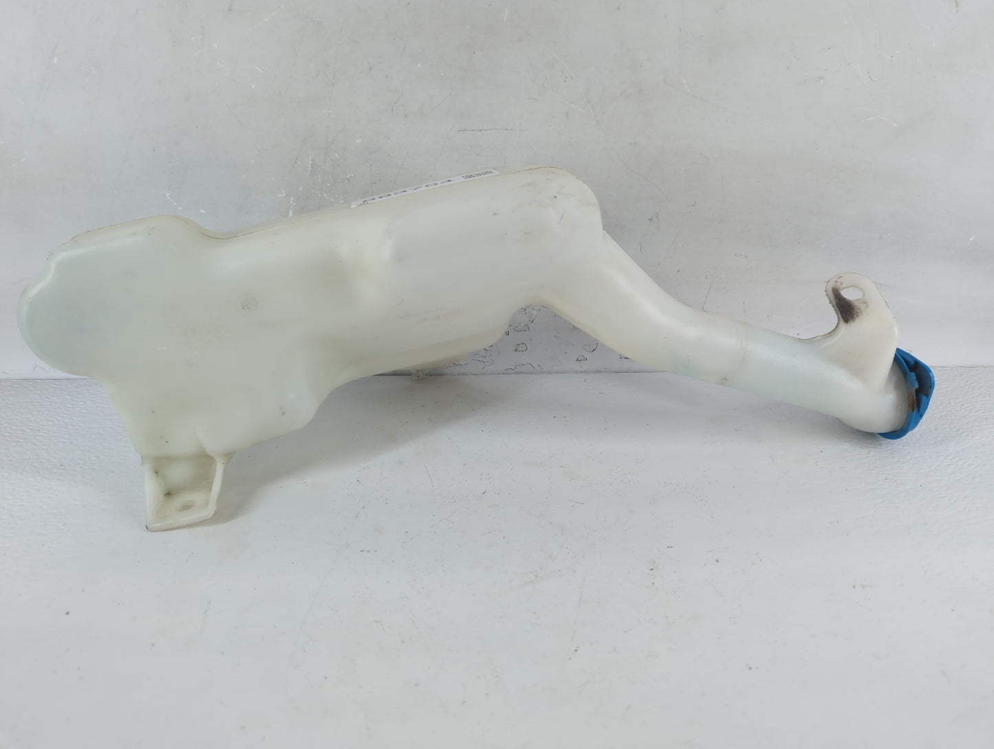 2013-2017 Honda Accord Windshield Washer Fluid Reservoir Bottle Oem - Oemusedautoparts1.com