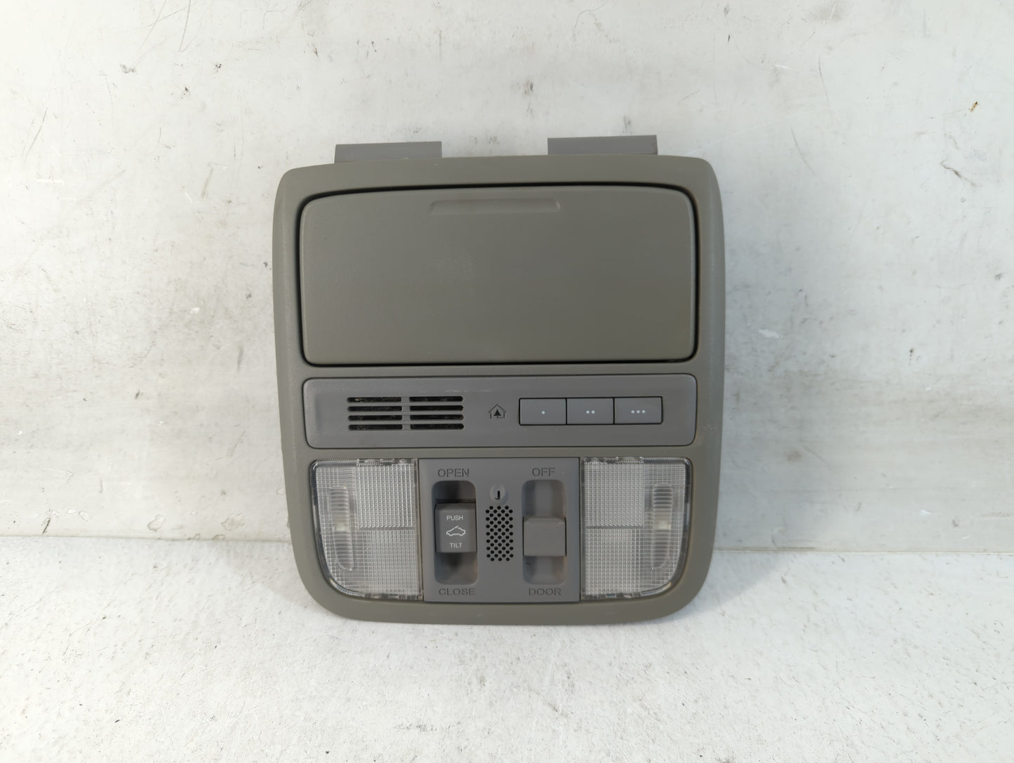 2014 Honda Accord Overhead Roof Console 892438 - Oemusedautoparts1.com