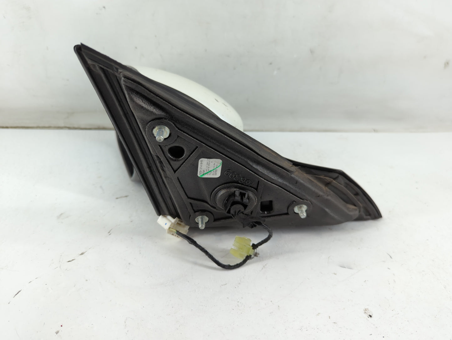 2013-2017 Honda Accord Driver Side View Mirror - Left Door Mirror OEM Used - Oemusedautoparts1.com