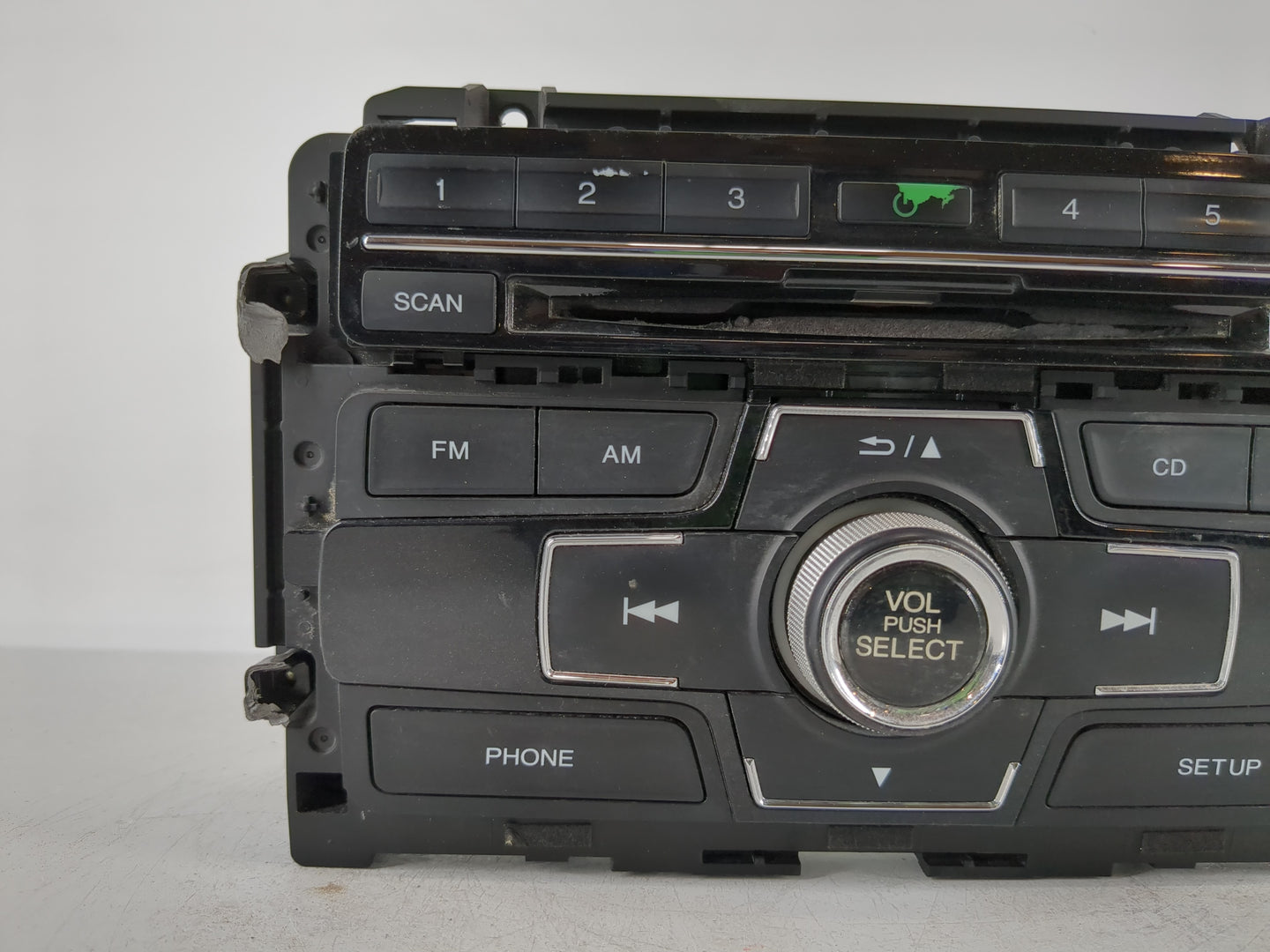 2014-2015 Honda Civic Radio AM FM Cd Player Receiver Replacement P/N:39100-TS8-L314-M1 Fits Fits 2014 2015 OEM Used Auto Par