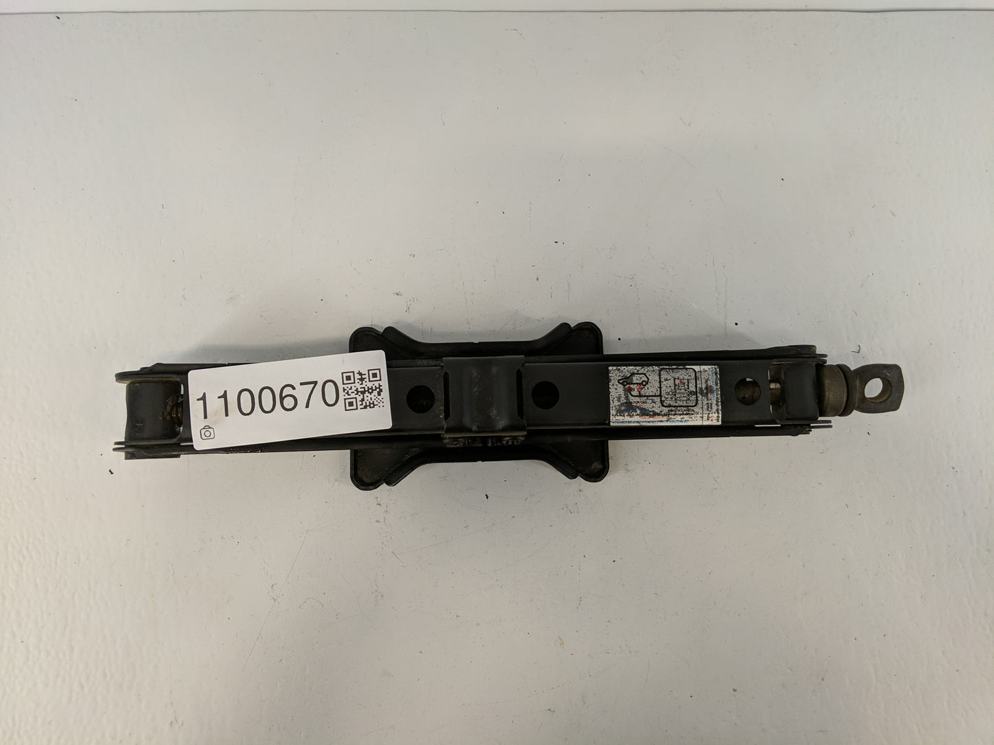 2014 Honda Civic Spare Scissor Car Jack - Oemusedautoparts1.com