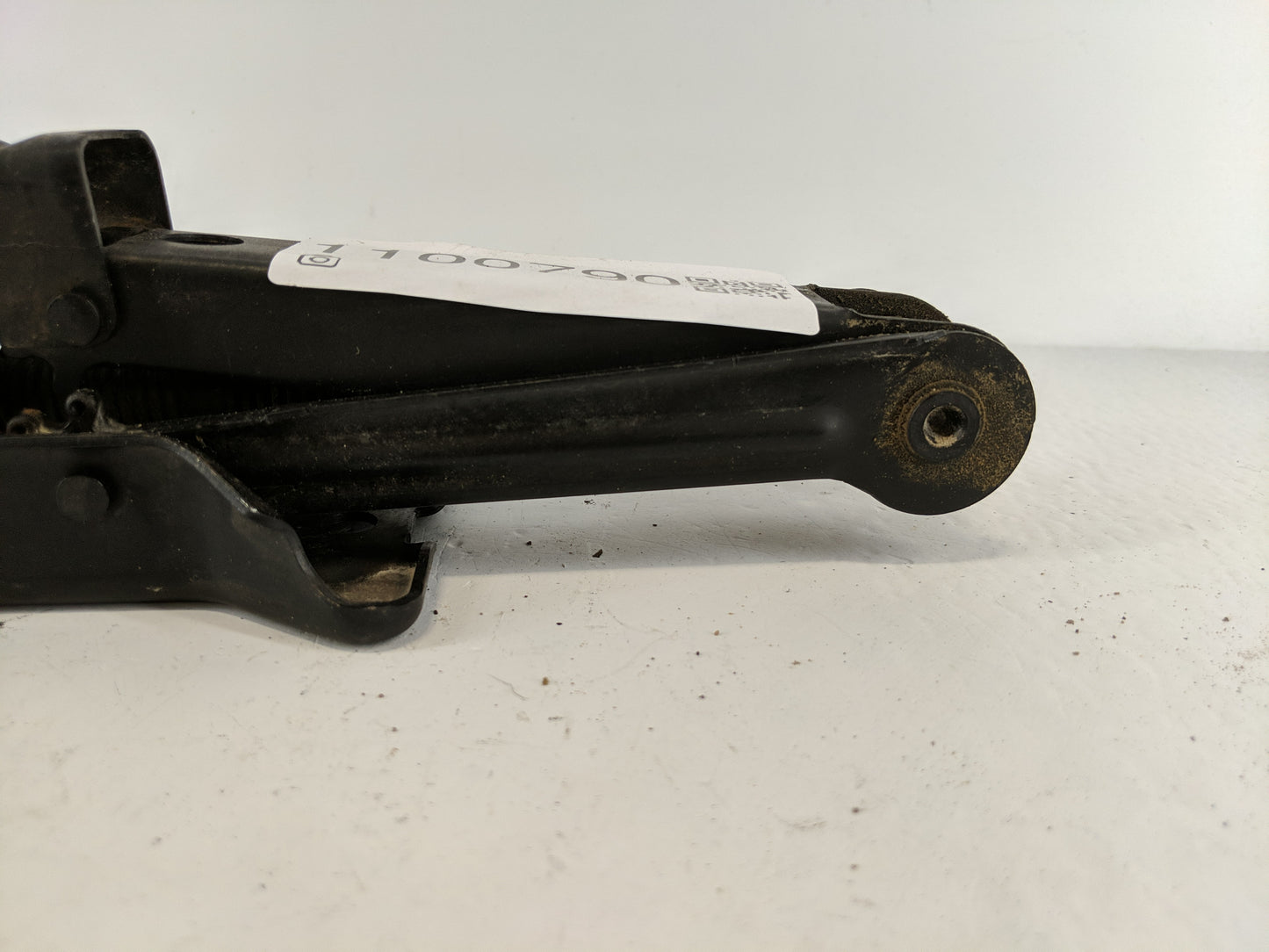 2014 Honda Civic Spare Scissor Car Jack 1100790 - Oemusedautoparts1.com