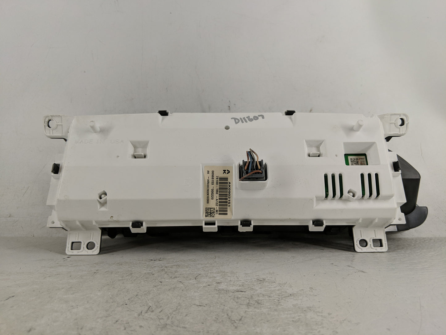 2012-2015 Honda Civic Instrument Cluster Speedometer Gauges P/N:78100-TR0-A132-M1 Fits Fits 2012 2013 2014 2015 OEM Used Aut