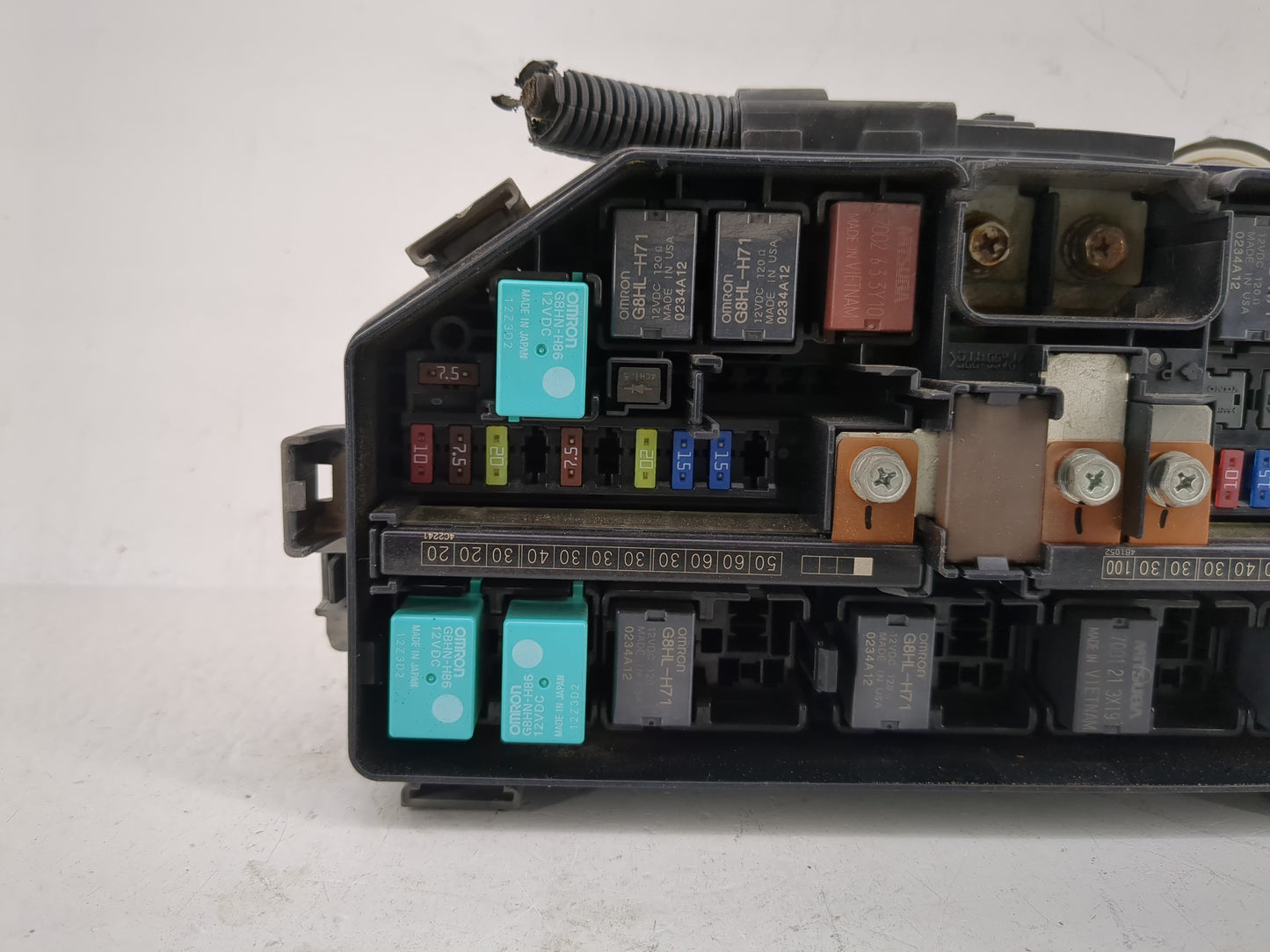 2012-2015 Honda Civic Fusebox Fuse Box Panel Relay Module P/N:TRO A012 Fits Fits 2012 2013 2014 2015 OEM Used Auto Parts - O