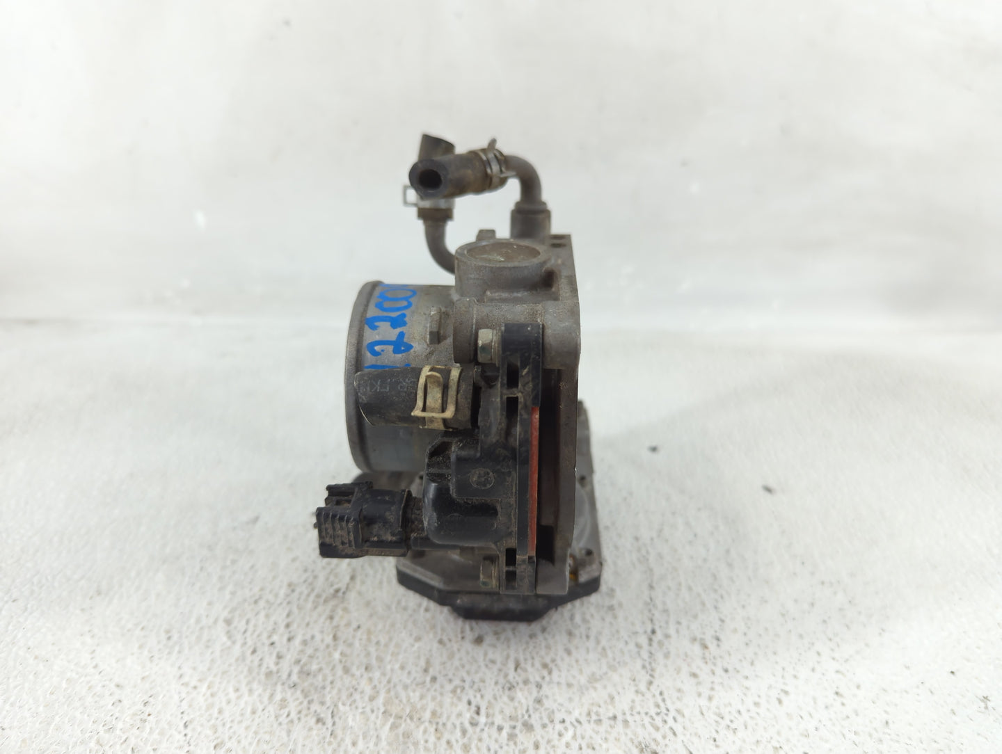 2012-2015 Honda Civic Throttle Body P/N:GMF3B Fits Fits 2012 2013 2014 2015 2016 2017 2018 2019 2020 2021 2022 OEM Used Auto