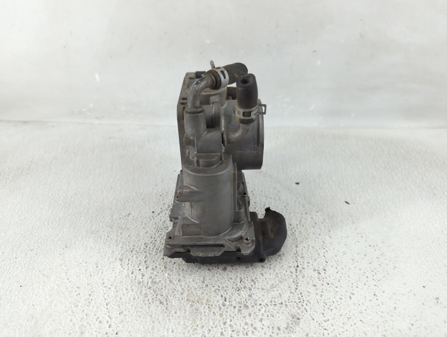 2012-2015 Honda Civic Throttle Body P/N:GMF3B Fits Fits 2012 2013 2014 2015 2016 2017 2018 2019 2020 2021 2022 OEM Used Auto