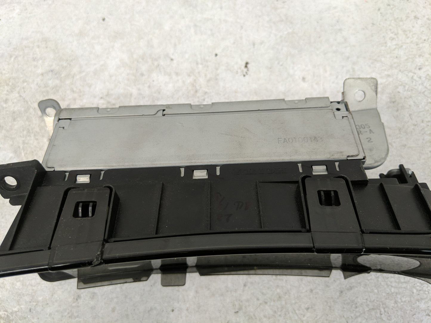 2014 Honda Civic Radio AM FM Cd Player Receiver Replacement P/N:78260-TR3-A020-M1 Fits OEM Used Auto Parts - Oemusedautopart