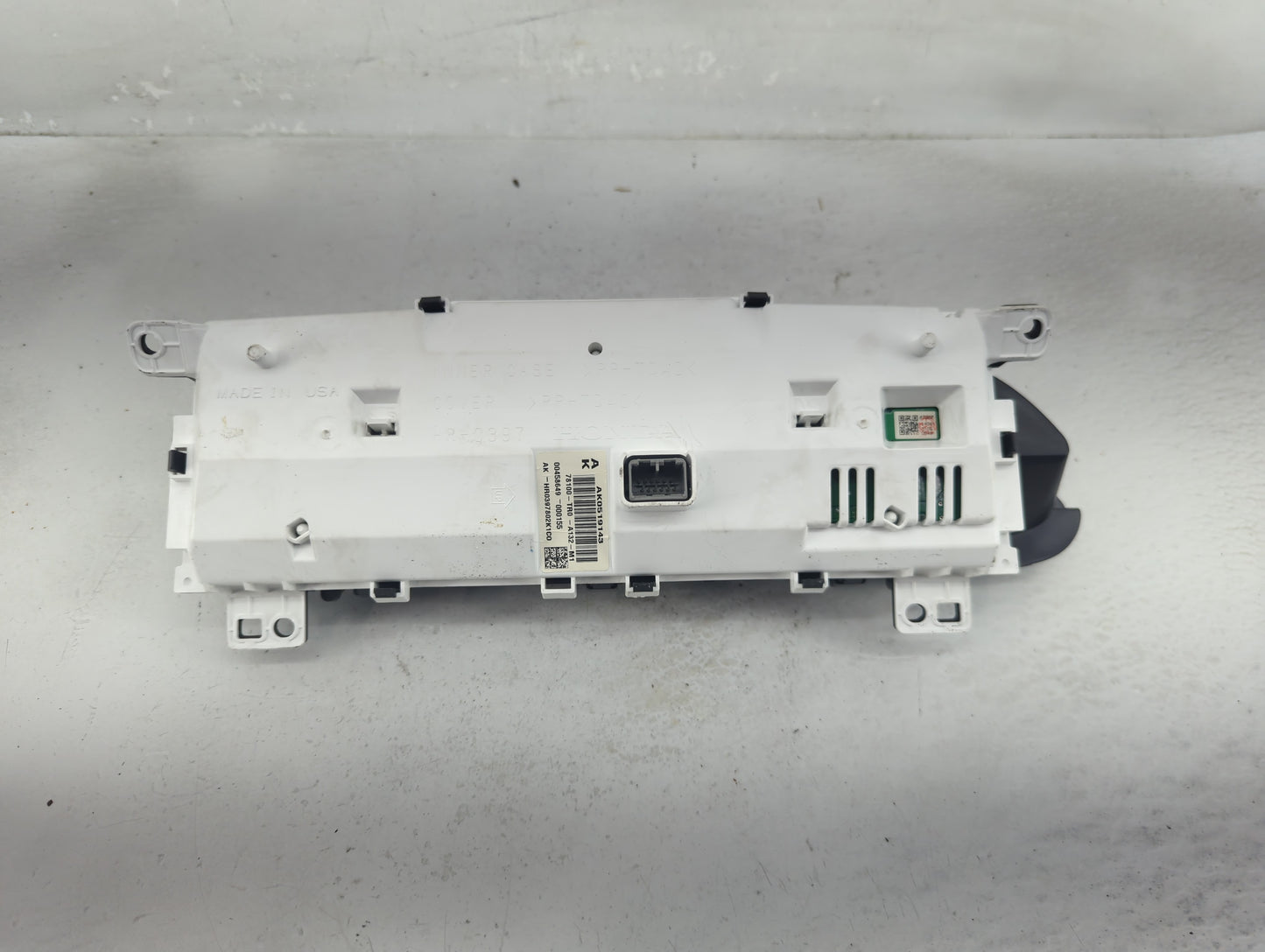 2014-2015 Honda Civic Information Display Screen - Oemusedautoparts1.com