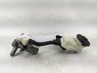 2013-2015 Honda Civic Brake Master Cylinder - Oemusedautoparts1.com