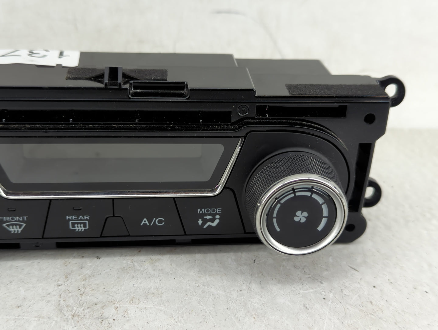 2013-2015 Honda Civic Climate Control Module Temperature AC/Heater Replacement P/N:NH-587L Fits Fits 2013 2014 2015 OEM Used