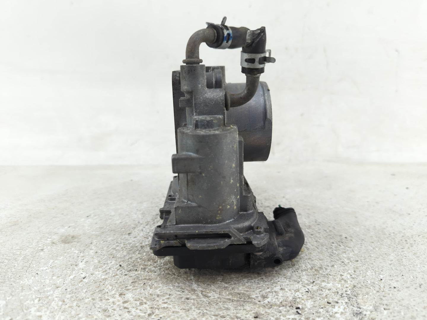 2012-2015 Honda Civic Throttle Body P/N:U22553595988 Fits Fits 2012 2013 2014 2015 2016 2017 2018 2019 2020 2021 2022 OEM Us