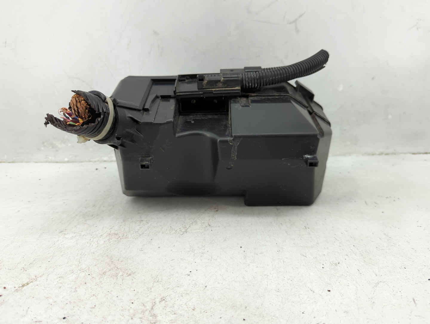 2012-2015 Honda Civic Fusebox Fuse Box Panel Relay Module P/N:TR0 A012 Fits Fits 2012 2013 2014 2015 OEM Used Auto Parts - O