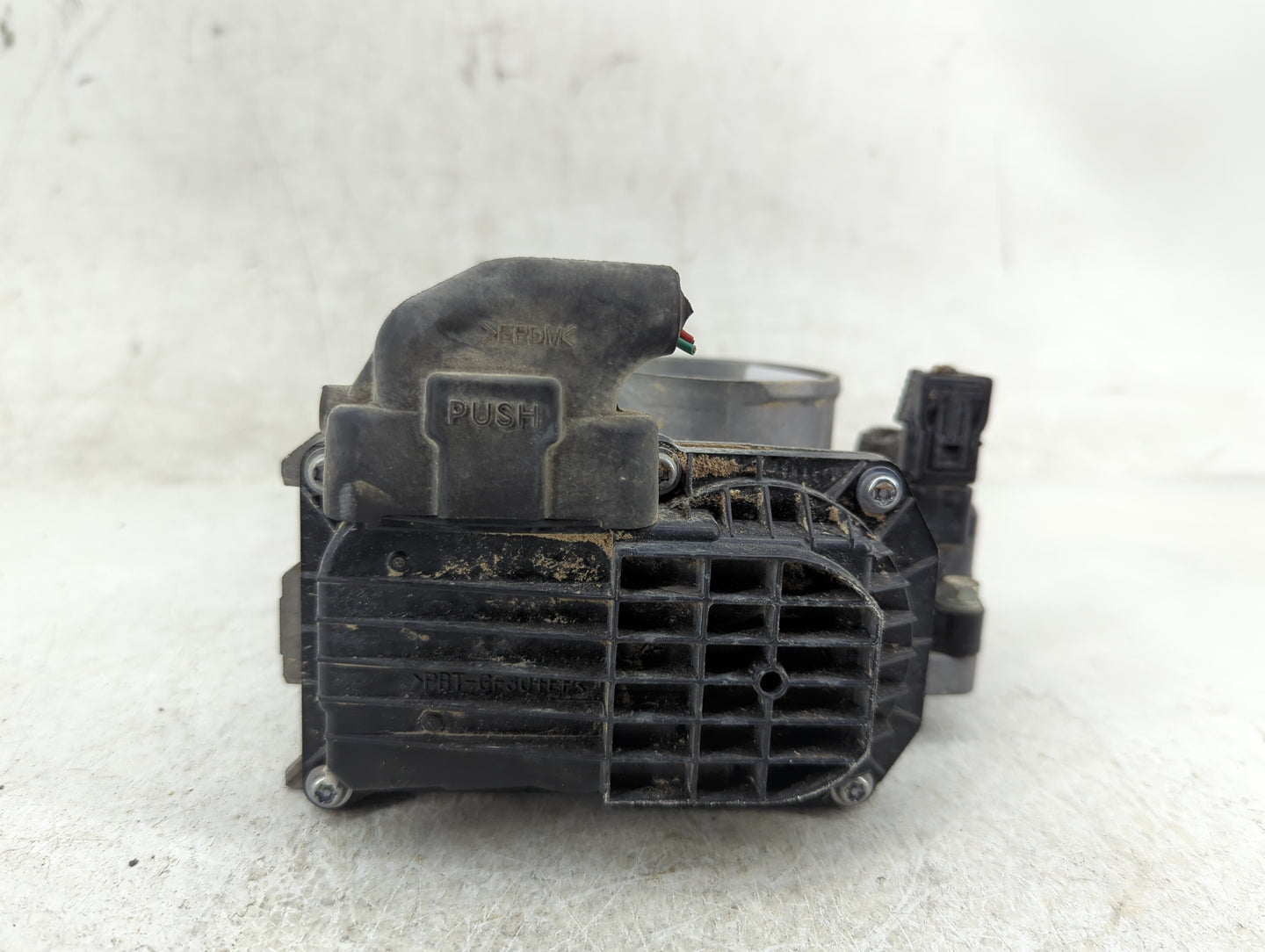 2012-2015 Honda Civic Throttle Body P/N:GMF3B Fits Fits 2012 2013 2014 2015 2016 2017 2018 2019 2020 2021 2022 OEM Used Auto